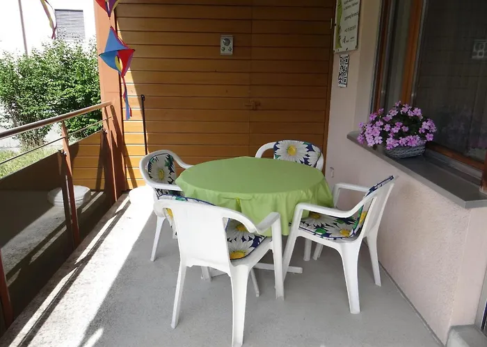 Blumenweg 2 By Interhome דירה